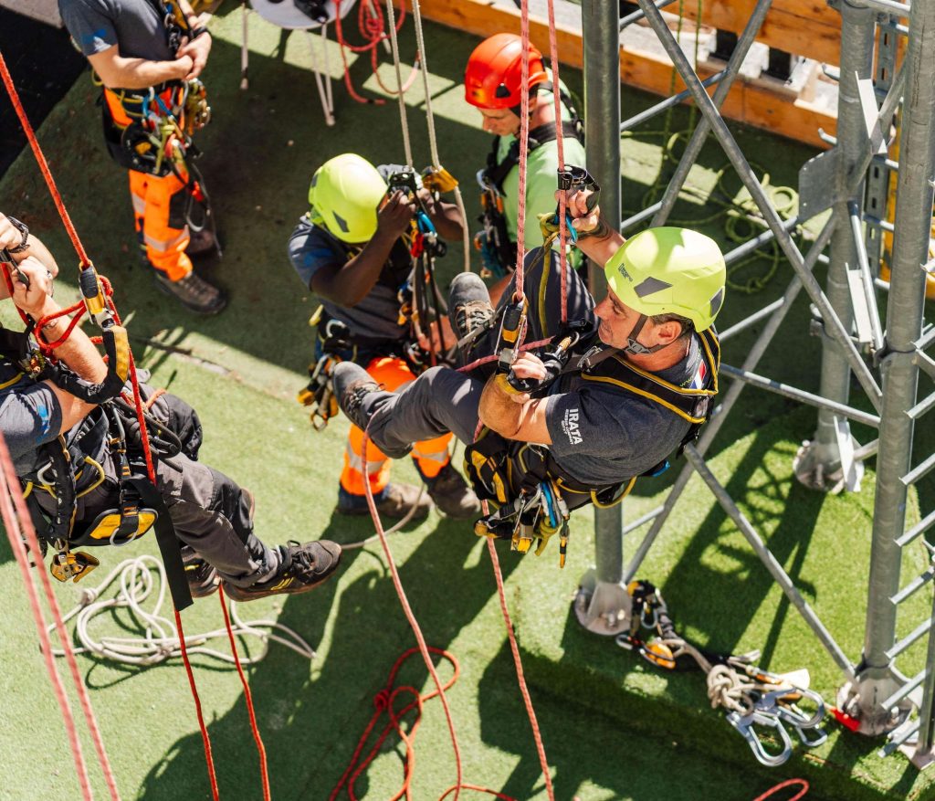 HTC-travail-hauteur-secours